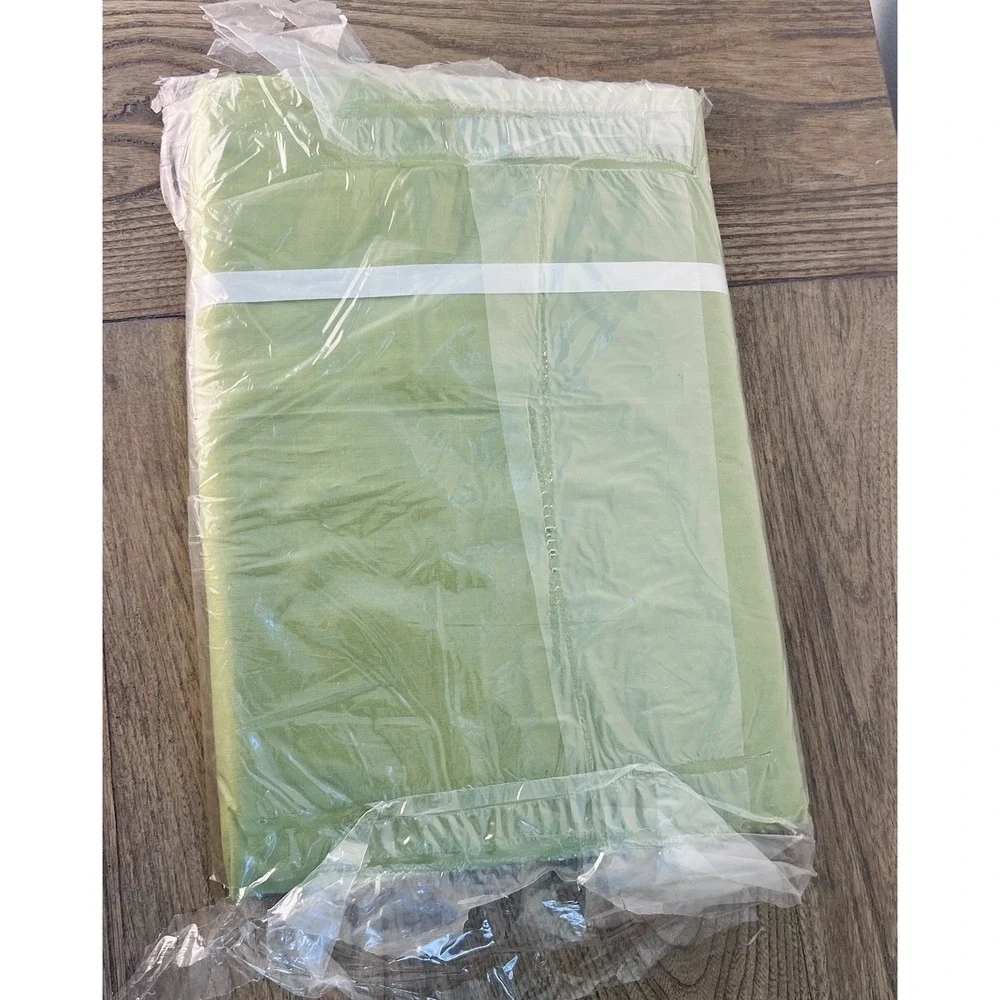 Wamsutta Lustercale Crowning Touch Green Embroidered Twin Flat Sheet Old Stock